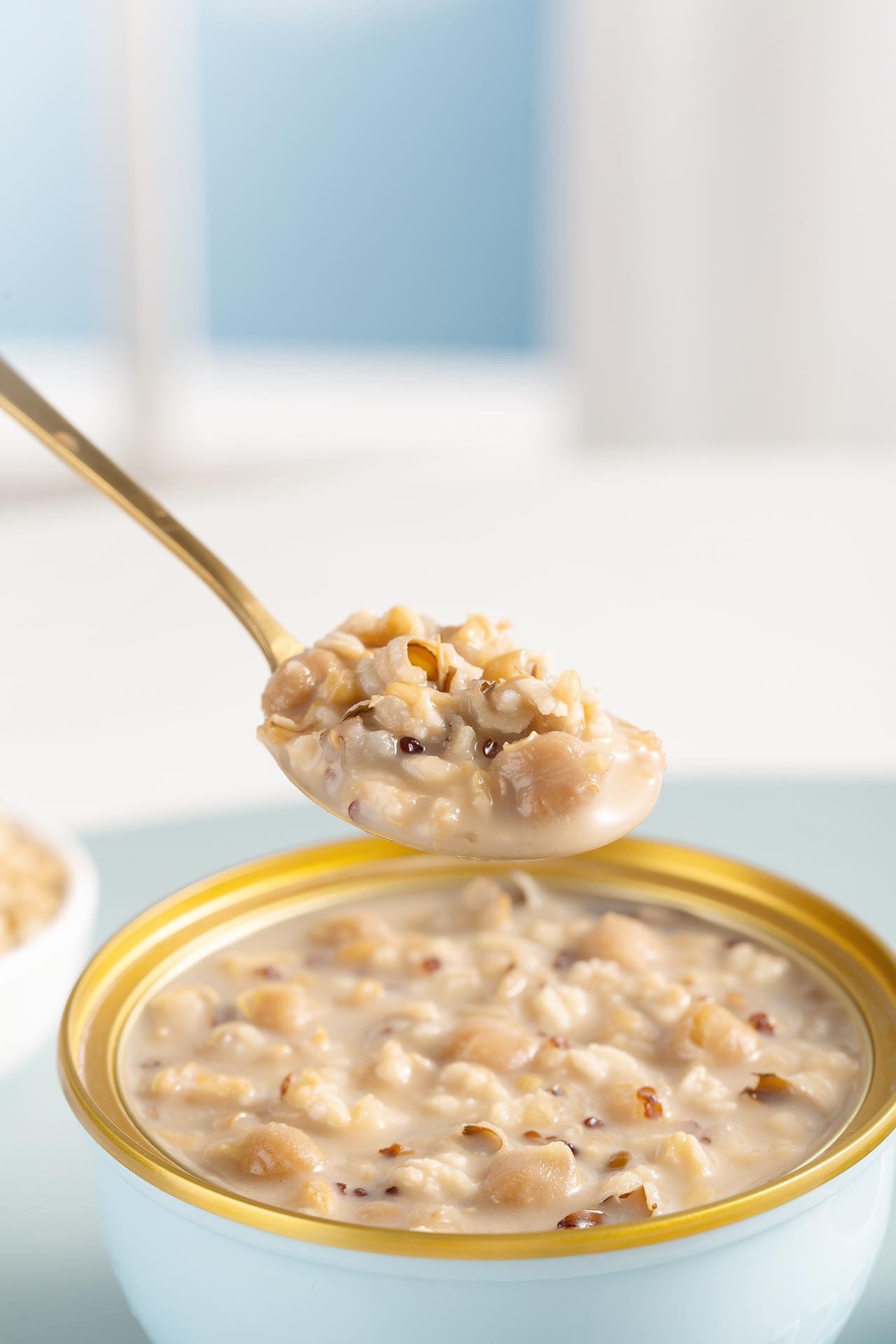 Ready-To-Eat Oats Super Grains & Oat Milk  8.89 oz